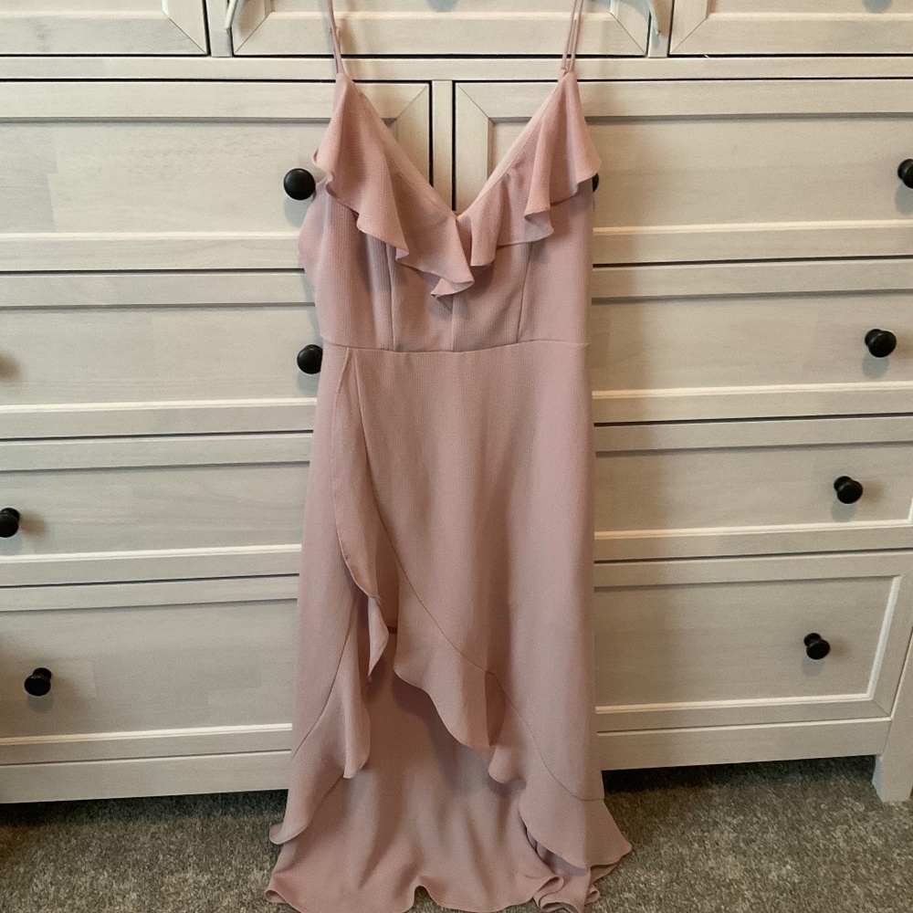 Simple Yet Elegant Blush Pink Ruffle Front Slit M… - image 8
